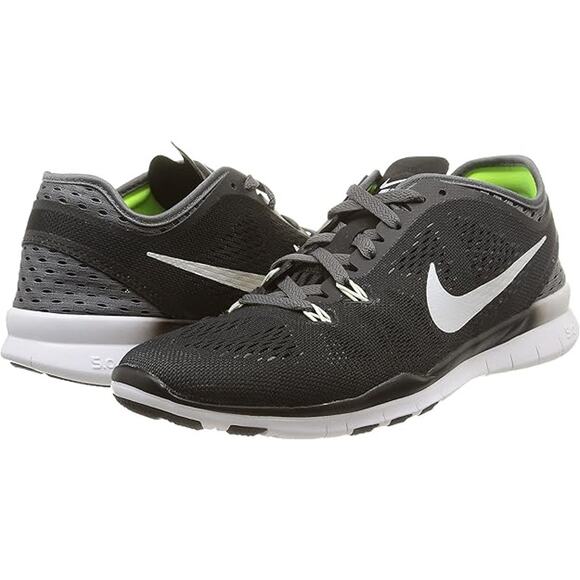 Nike Women's 5.5 Black Free Tr 5 Breathe Running Shoes Athletic Workout LB3-10 - Picture 1 of 6